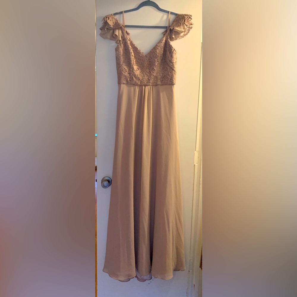 Theia “Kyra” Chiffon Bridesmaid dress size 6 NWT